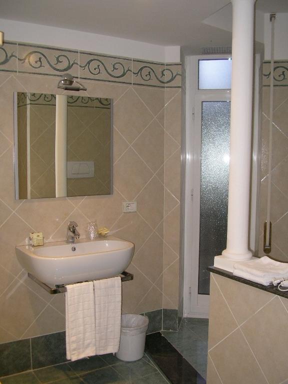 Eur Executive Inn Roma Exterior foto